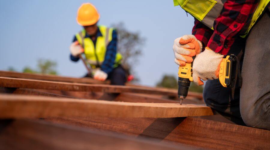 Expert Emergency Roof Repairs services in Maynard, IA